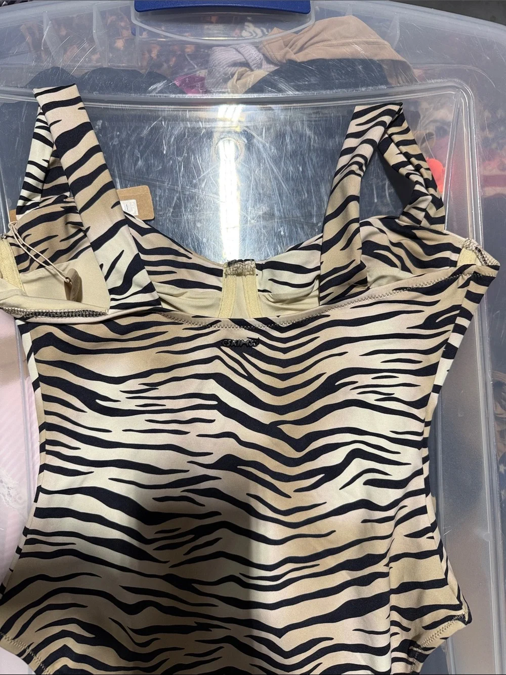 Skims signature swim underwire one piece champagne tiger print small